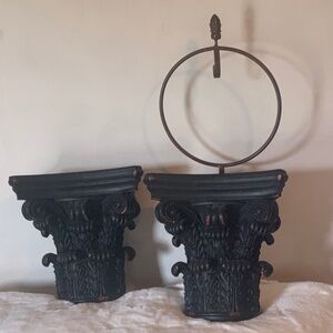 Black Polyresin Decorative shelves